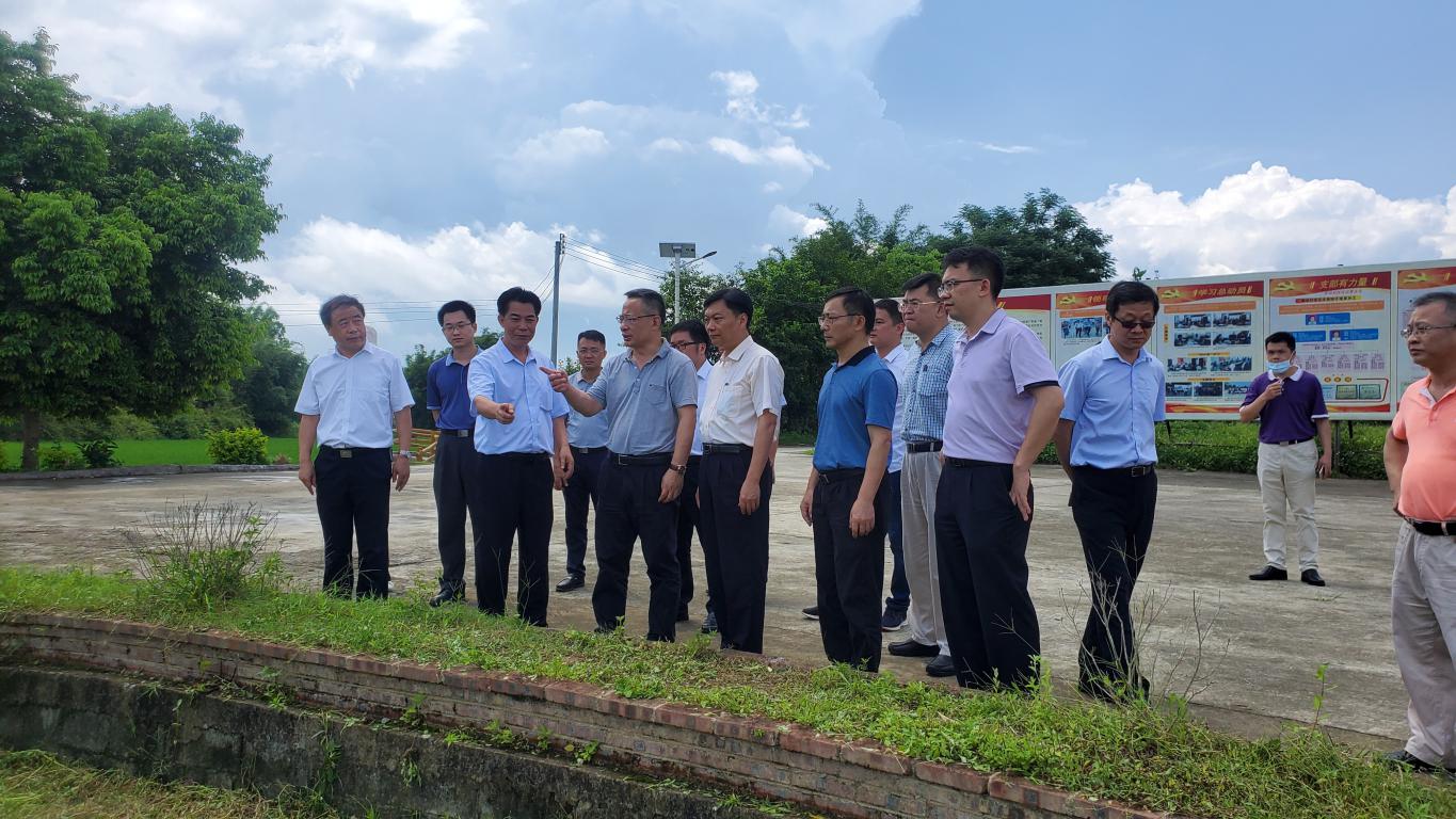 省生态环境厅调研组到广东新辉园调研养殖废水工程项目高效综合深度处理系统工作